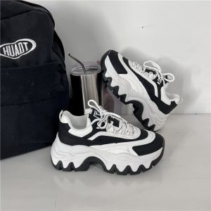 Zapatillas de damas estandar economica