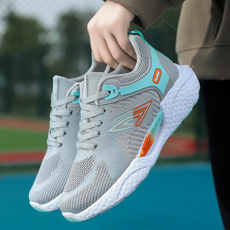 Dama: Estilo Urbano Deportivo - Linea Economica Plus