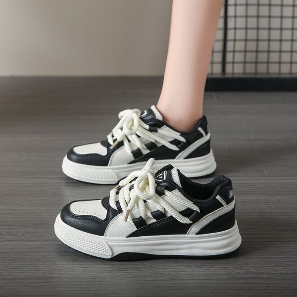 Zapatillas de damas estandar economica