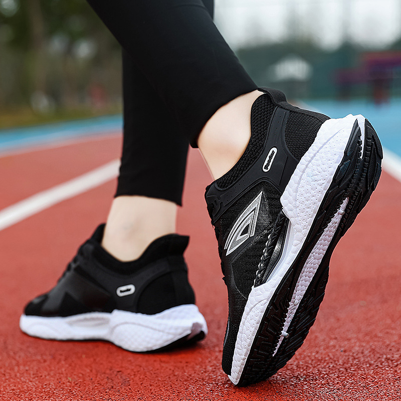 Dama: Estilo Urbano Deportivo - Linea Economica Plus