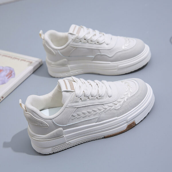 Zapatillas de damas estandar economica