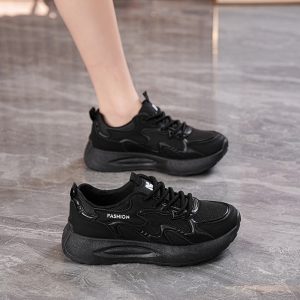 Mujer dama: estilo urbano deportivo  - linea economica plus