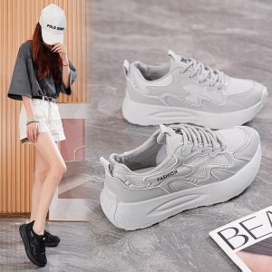 Mujer dama: estilo urbano deportivo  - linea economica plus