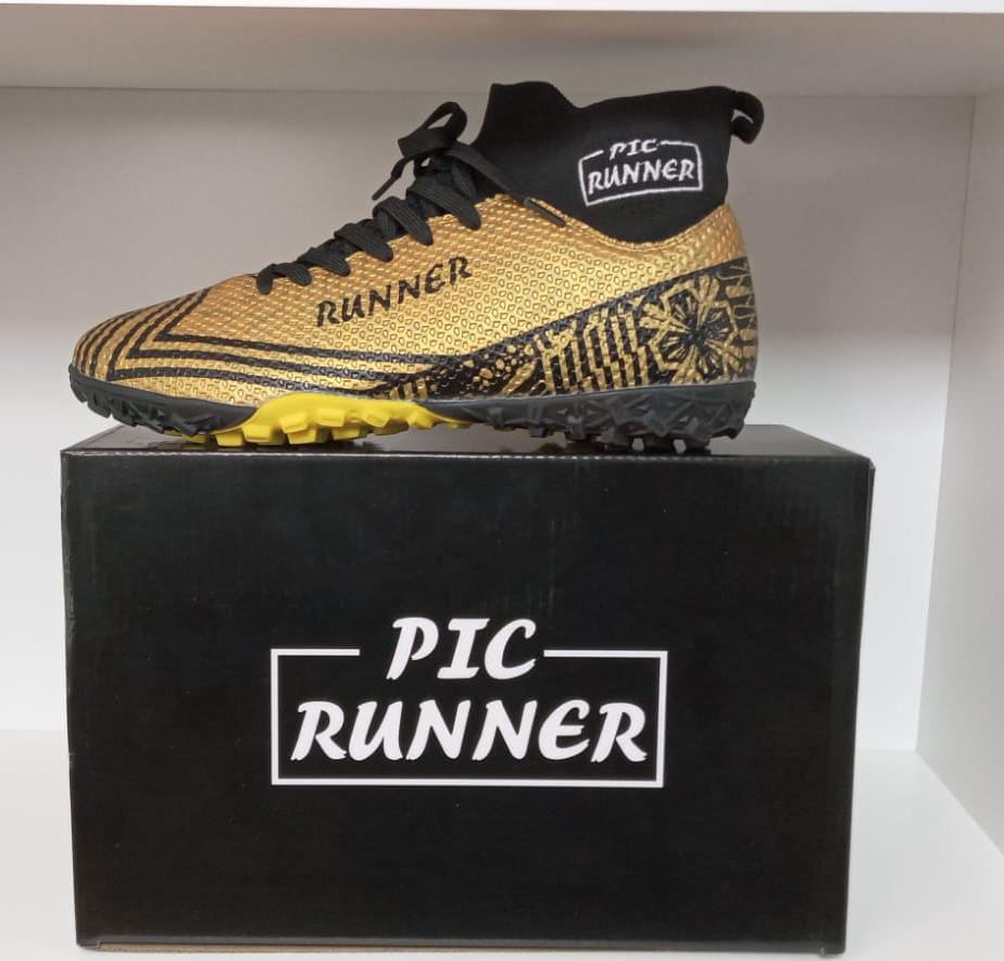 Storm gold futbolera caña alta con media autoajustable