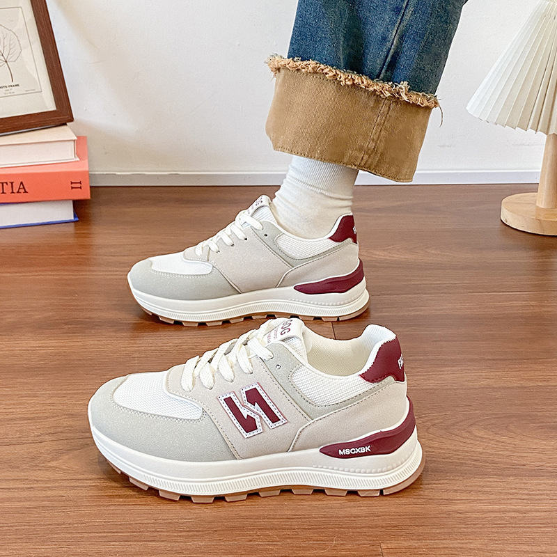 Mujer dama: estilo urbano deportivo  - linea economica plus